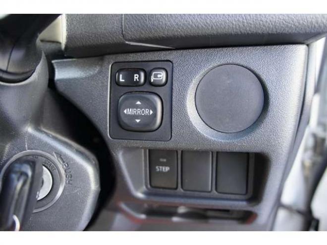 レジアスエース2.7 ウェルキャブ Bタイプ スーパーロング 4WD　ワンオーナー　純正メモリーナビTV　Bカメラ　車いす移動車　車いす2基固定装置付き　9人乗り　リア電動リフト　寒冷地仕様 福祉車両 2700