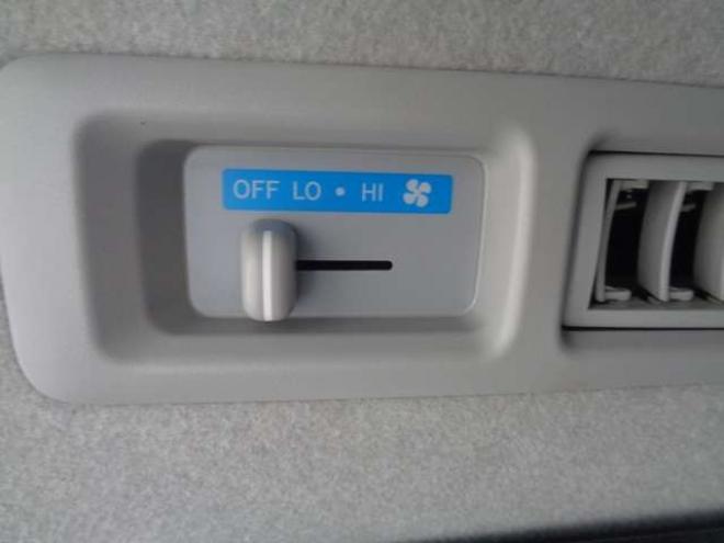 ハイエースバン3.0 スーパーGL ダークプライム ロングボディ ディーゼルターボ 4WD　令和6年タイミングベルト交換済　ワンオーナー　社外ナビ　スマートキー　バックカメラ　フロント・サイドカメラ　バッドラッカー17インチアルミホイール　バッドフェイスボンネット 3000