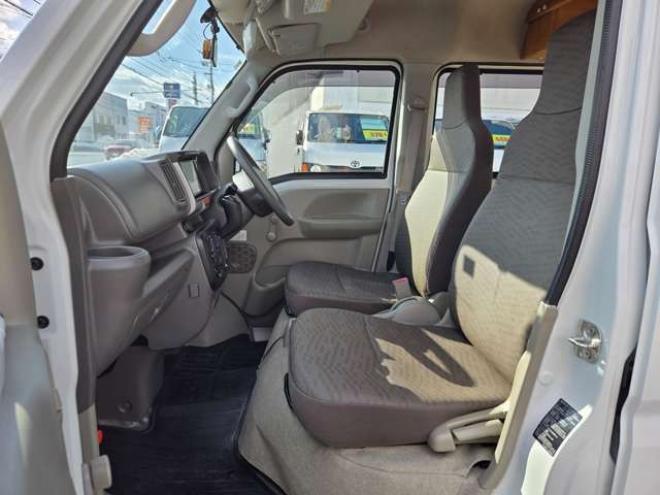 スクラムPA ハイルーフ 5AGS車　チョイcam豊　ベッドキッド　パートタイム4WD　2速発進モード　キーレス　マニュアルエアコン　KENWOOD7インチSDナビ　フルセグTV　Bluetooth　CD/DVD　FM/AM　ドライブレコーダー 660