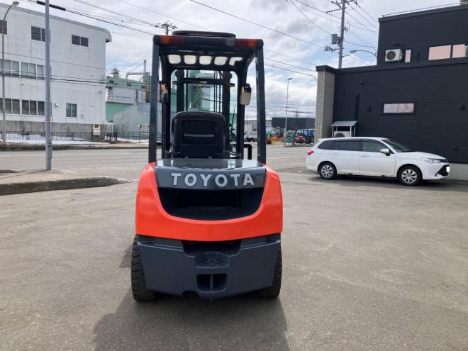 フォークリフトトヨタ　中古　8FD30　建機