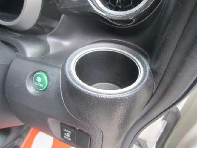 N-BOXカスタムG Lパッケージ 4WD　道外仕入れ パワスラドア プッシュスタート スマートキー HID フォグ ドアバイザー 純正アルミ 車検令和9年9月 1年間走行無制限保証付 660