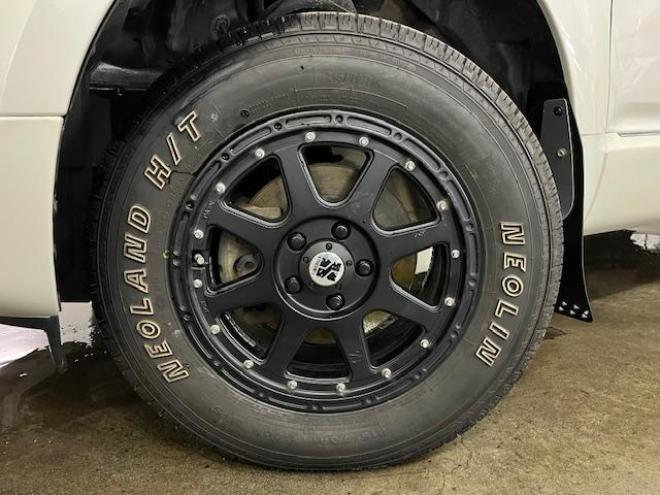 デリカＤ：５　Ｇパワーパッケージ　本州仕入　寒冷地仕様　禁煙車　両側パワースライドドア　エクストリーム１６インチＡＷ＋ＮＥＯＬＩＮホワイトレター　新品ＪＡＯＳブラックマッドガード　アルパイン製リアグリップダウンモニター　ストラーダナビ 4WD 2400 5Dr