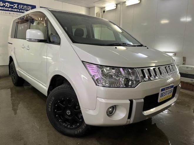 デリカＤ：５　Ｇパワーパッケージ　本州仕入　寒冷地仕様　禁煙車　両側パワースライドドア　エクストリーム１６インチＡＷ＋ＮＥＯＬＩＮホワイトレター　新品ＪＡＯＳブラックマッドガード　アルパイン製リアグリップダウンモニター　ストラーダナビ 4WD 2400 5Dr