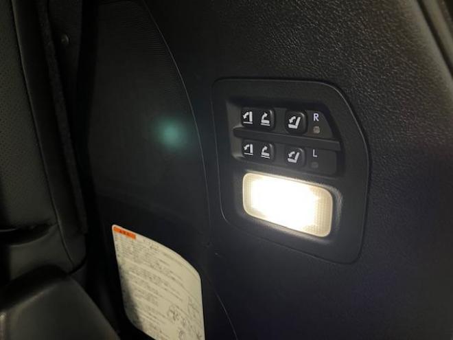 レクサスＬＸ５７０　寒冷地仕様　禁煙車　ＷＡＬＤ２２インチＡＷ　レクサスセーフティプラス　マークレビンソン　モデリスタスポイラー　純正ブラックレザーシート　社外１８インチＡＷ＋スタッドレスタイヤ付　パノラミックビュー 4WD 5700 5Dr