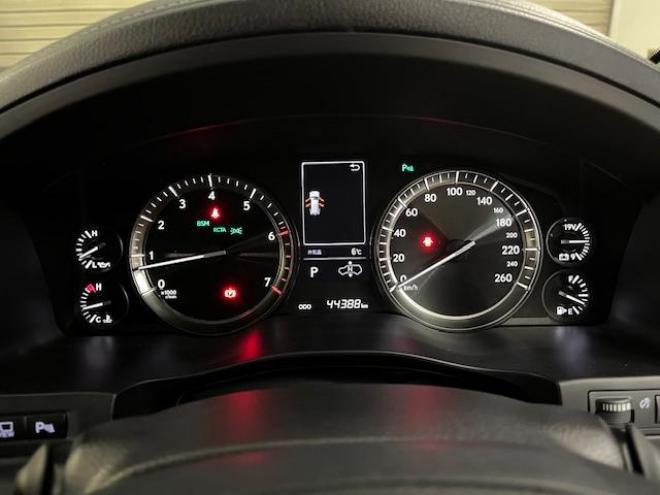 レクサスＬＸ５７０　寒冷地仕様　禁煙車　ＷＡＬＤ２２インチＡＷ　レクサスセーフティプラス　マークレビンソン　モデリスタスポイラー　純正ブラックレザーシート　社外１８インチＡＷ＋スタッドレスタイヤ付　パノラミックビュー 4WD 5700 5Dr