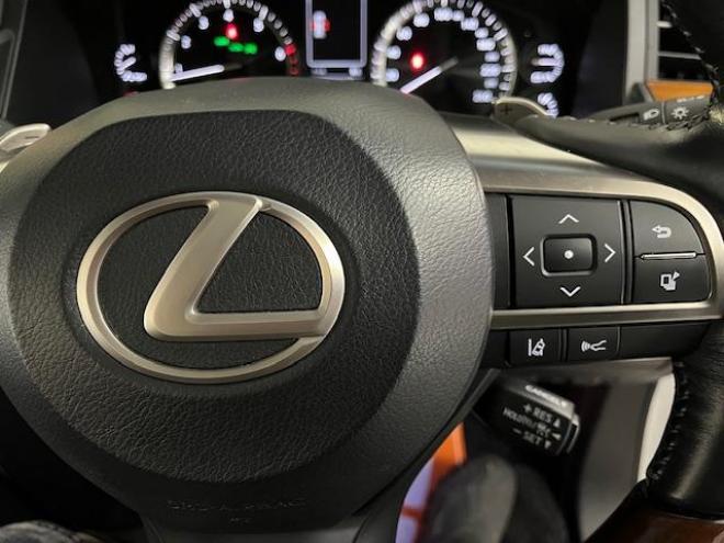 レクサスＬＸ５７０　寒冷地仕様　禁煙車　ＷＡＬＤ２２インチＡＷ　レクサスセーフティプラス　マークレビンソン　モデリスタスポイラー　純正ブラックレザーシート　社外１８インチＡＷ＋スタッドレスタイヤ付　パノラミックビュー 4WD 5700 5Dr