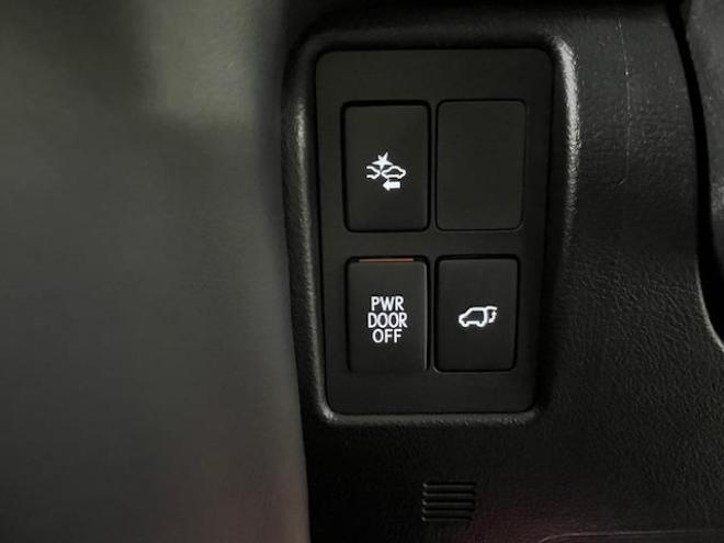 レクサスＬＸ５７０　寒冷地仕様　禁煙車　ＷＡＬＤ２２インチＡＷ　レクサスセーフティプラス　マークレビンソン　モデリスタスポイラー　純正ブラックレザーシート　社外１８インチＡＷ＋スタッドレスタイヤ付　パノラミックビュー 4WD 5700 5Dr