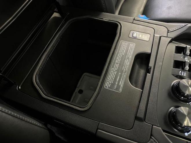 レクサスＬＸ５７０　寒冷地仕様　禁煙車　ＷＡＬＤ２２インチＡＷ　レクサスセーフティプラス　マークレビンソン　モデリスタスポイラー　純正ブラックレザーシート　社外１８インチＡＷ＋スタッドレスタイヤ付　パノラミックビュー 4WD 5700 5Dr