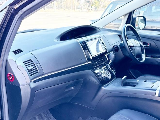 エスティマハイブリッドハイブリッド2.4アエラス プレミアムED 4WD　ローンが不安な方＜優遇ローン＞　本州仕入　ナビTV　純正8型ナビ　後席モニター 4WD 2400 5Dr