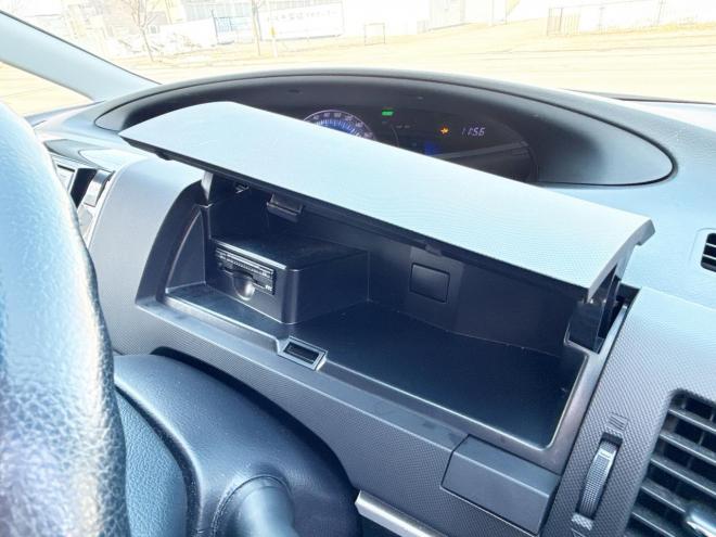 エスティマハイブリッドハイブリッド2.4アエラス プレミアムED 4WD　ローンが不安な方＜優遇ローン＞　本州仕入　ナビTV　純正8型ナビ　後席モニター 4WD 2400 5Dr