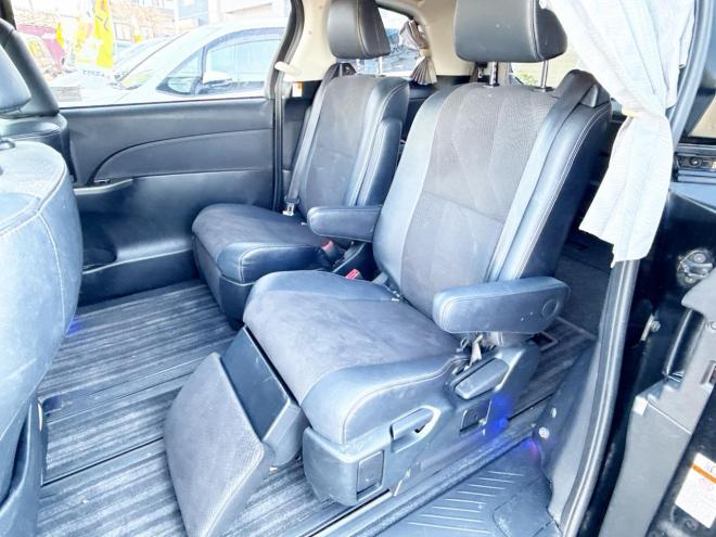 エスティマ2.4アエラス プレミアム エディション 4WD ローンが不安な方＜優遇ローン＞ 本州仕入　モデリスタエアロ 純正ナビTV　後席モニター 4WD 2400 5Dr