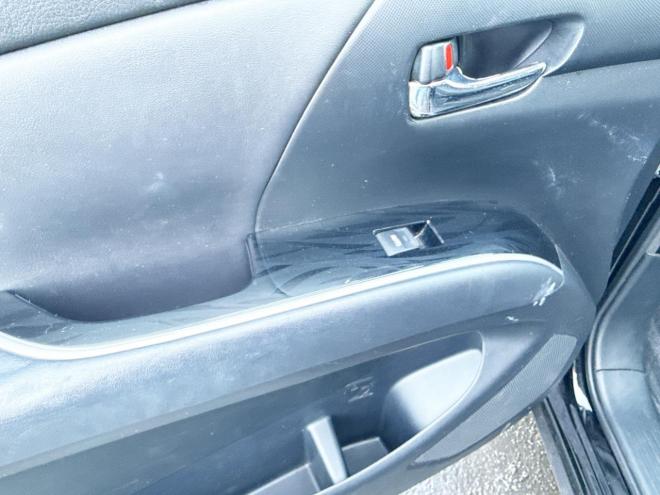 エスティマ2.4アエラス プレミアム エディション 4WD ローンが不安な方＜優遇ローン＞ 本州仕入　モデリスタエアロ 純正ナビTV　後席モニター 4WD 2400 5Dr