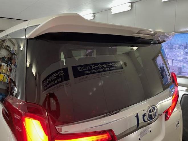 アルファードハイブリッドＳＲ　Ｃパッケージ　本州仕入　寒冷地仕様　禁煙車　純正ブラックレザーシート　両側パワースライドドア　パワーバックドア　純正１７インチＡＷ　社外１６ＡＷ＋スタッドレスタイヤ付　純正ナビ　Ｂｌｕｅｔｏｏｔｈオーディオ　ＥＴＣ 4WD 2500 5Dr