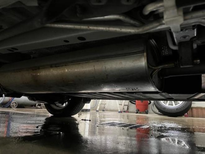 アルファードハイブリッドＳＲ　Ｃパッケージ　本州仕入　寒冷地仕様　禁煙車　純正ブラックレザーシート　両側パワースライドドア　パワーバックドア　純正１７インチＡＷ　社外１６ＡＷ＋スタッドレスタイヤ付　純正ナビ　Ｂｌｕｅｔｏｏｔｈオーディオ　ＥＴＣ 4WD 2500 5Dr