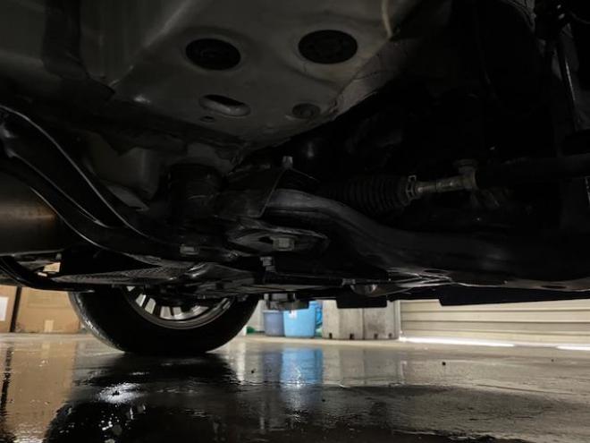 アルファードハイブリッドＳＲ　Ｃパッケージ　本州仕入　寒冷地仕様　禁煙車　純正ブラックレザーシート　両側パワースライドドア　パワーバックドア　純正１７インチＡＷ　社外１６ＡＷ＋スタッドレスタイヤ付　純正ナビ　Ｂｌｕｅｔｏｏｔｈオーディオ　ＥＴＣ 4WD 2500 5Dr