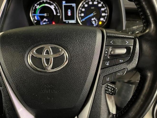 アルファードハイブリッドＳＲ　Ｃパッケージ　本州仕入　寒冷地仕様　禁煙車　純正ブラックレザーシート　両側パワースライドドア　パワーバックドア　純正１７インチＡＷ　社外１６ＡＷ＋スタッドレスタイヤ付　純正ナビ　Ｂｌｕｅｔｏｏｔｈオーディオ　ＥＴＣ 4WD 2500 5Dr