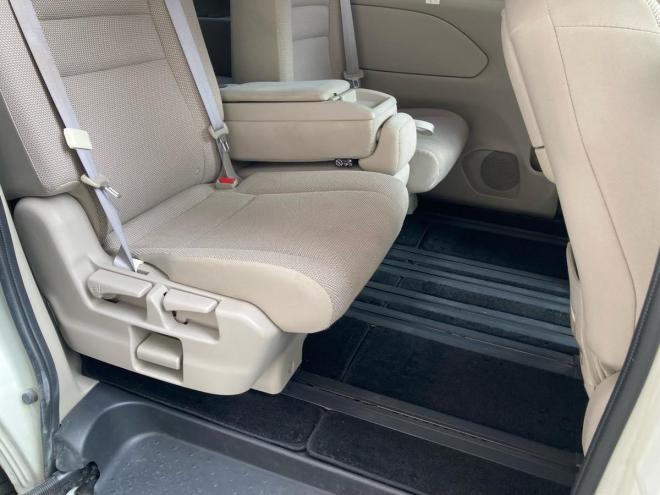 セレナG-S ハイブリッド 4WD 5Dr