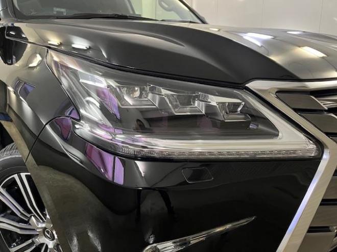 レクサスＬＸ５７０　本州仕入　寒冷地仕様　禁煙車　クリフォードセキュリティ　純正２１インチＡＷ　社外１８ＡＷ＋スタッドレスタイヤ付　純正ブラックレザーシート　ヘッドアップディスプレイ　全方位パノラミックビューモニター 4WD 5700 5Dr