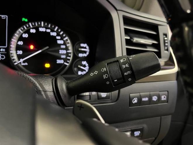 レクサスＬＸ５７０　本州仕入　寒冷地仕様　禁煙車　クリフォードセキュリティ　純正２１インチＡＷ　社外１８ＡＷ＋スタッドレスタイヤ付　純正ブラックレザーシート　ヘッドアップディスプレイ　全方位パノラミックビューモニター 4WD 5700 5Dr