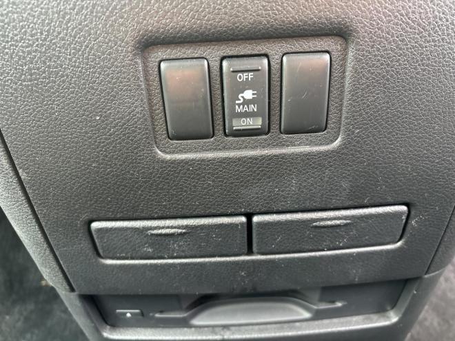 エルグランド2.5 250ハイウェイスター 4WD　ローンが不安な方＜優遇ローン＞本州仕入 1年保証　寒冷地仕様