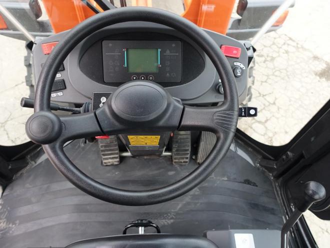 ホイールローダ日立 ZW40-5B  バケット容量0.5m3