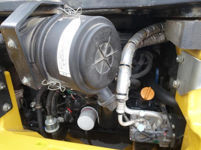 バックホーコマツ PC55MR-5N0  バケット容量0.20m3