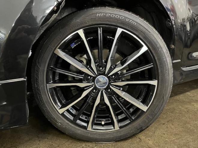 カローラルミオン１．８Ｓ　オンビーリミテッド　特別仕様車　寒冷地仕様　禁煙車　純正ブラックレザーシート　ＳＭＡＣＫ１７インチＡＷ　スタッドレスタイヤ付　純正ナビ　フルセグ地デジ　ＤＶＤ再生　Ｂｌｕｅｔｏｏｔｈオーディオ　バックカメラ　フロントガラス熱線 4WD 1800 5Dr