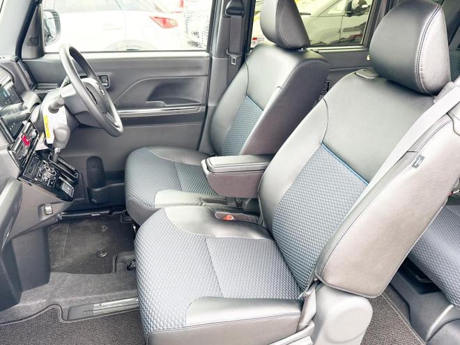 タント660カスタムX 4WD　ローンが不安な方＜優遇ローン＞　寒冷地仕様　純正ディスプレイオーディオ　両側パワースライドドア 4WD 660 5Dr