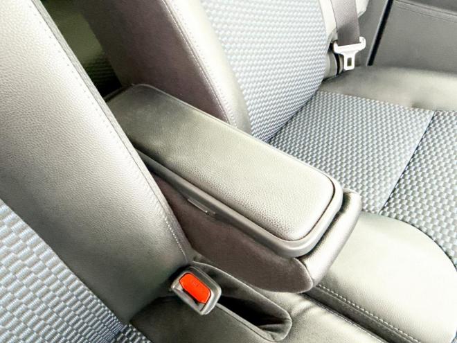 タント660カスタムX 4WD　ローンが不安な方＜優遇ローン＞　寒冷地仕様　純正ディスプレイオーディオ　両側パワースライドドア 4WD 660 5Dr