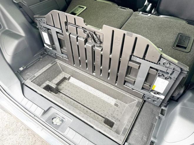 タント660カスタムX 4WD　ローンが不安な方＜優遇ローン＞　寒冷地仕様　純正ディスプレイオーディオ　両側パワースライドドア 4WD 660 5Dr