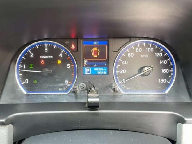 キャラバンNV350 2.5 プレミアムGX ロングボディ ディーゼルターボ 4WD　ETC　ベットキット　スマートキー　キーレス　パワーウィンドウ　ABS　エアコン　パワステ　盗難防止装置　両側スライドドア 2500