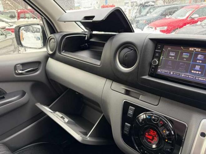 キャラバンNV350 2.5 プレミアムGX ロングボディ ディーゼルターボ 4WD　バックカメラ　エアコン　ドライブレコーダー　ETC　パワステ　パワーウィンドウ　スマートキー　キーレス　片側スライドドア 2500