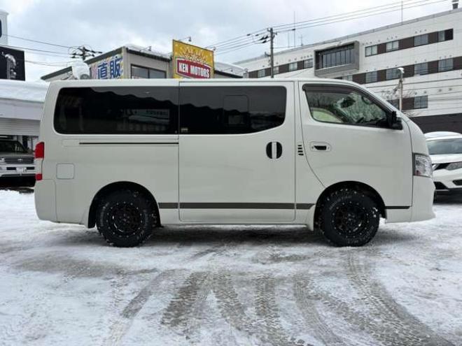 キャラバンNV350 2.5 プレミアムGX ロングボディ ディーゼルターボ 4WD　バックカメラ　エアコン　ドライブレコーダー　ETC　パワステ　パワーウィンドウ　スマートキー　キーレス　片側スライドドア 2500