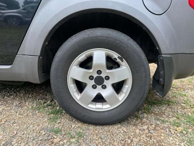 エレメント2.4 4WD　ETC/社外ナビ/後席モニター/ルーフラック 2400