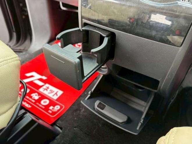 デリカD：5 2.4 G パワーパッケージ 4WD　リフトアップ　両側パワースライドドア　社外ナビ　バックカメラ　フロントカメラ　リアパワーゲート　後席モニター　パワステ　パワーウィンドウ　ABS　キーレスエントリー 2400