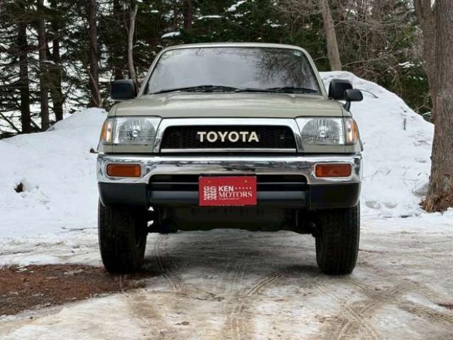 ハイラックスサーフ3.0 SSR-G ワイドボディ ディーゼルターボ 4WD　リフトアップ　全塗装済ベージュ　アルミホイール　メッキバンパー　サンルーフ　ETC　パワステ　パワーウィンドウ　ABS　キーレスエントリー　エアコン　寒冷地仕様 3000