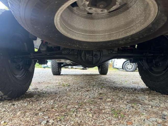 ハイラックスサーフ2.7 SSR-X プレミアムセレクション 4WD　リフトアップ　ETC　バックカメラ　社外ナビ　パワーウィンドウ　パワステ　ABS　全塗装済 2700