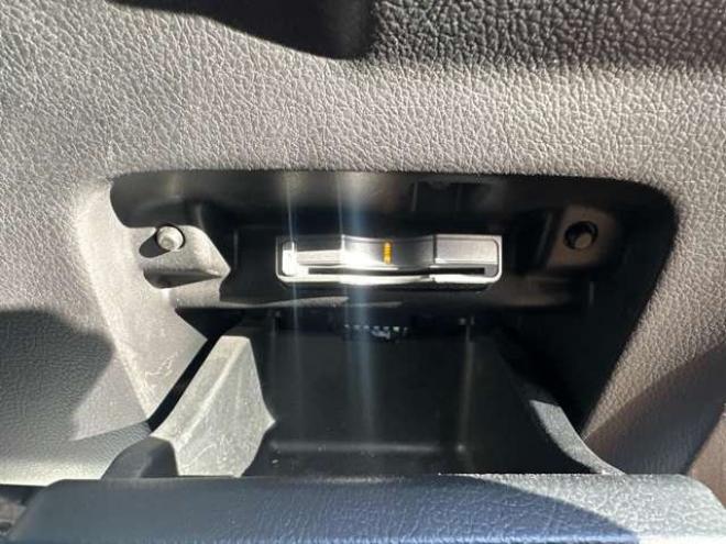 クロスロード2.0 20Xi 4WD　オリジナル全塗装ブルー　社外ナビ　バックカメラ　社外アルミホイール　スマートキー　シートヒーター　クルーズコントロール　ミラーヒーター　ドライブレコーダー　パワステ　パワーウィンドウ 2000