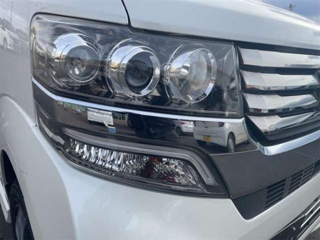 N-BOXカスタムG ターボAパッケージ 4WD　新在　庫　限　定　プラ　イス 660