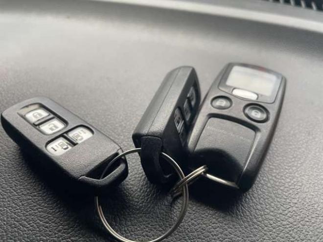 N-BOXG SSパッケージ 4WD　新在　庫　限　定　値　下　20日21日22日限定 660