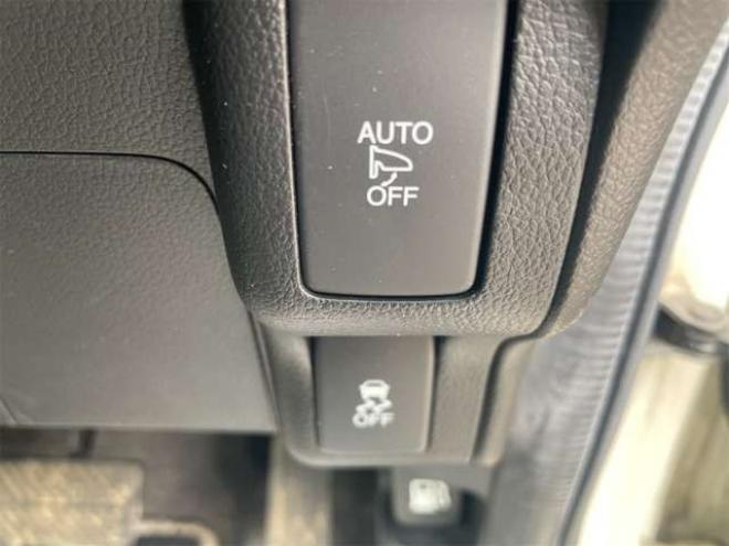 N-BOXカスタムG Lパッケージ 4WD　新在　庫　限　定　プラ　イス　20日21日22日 660