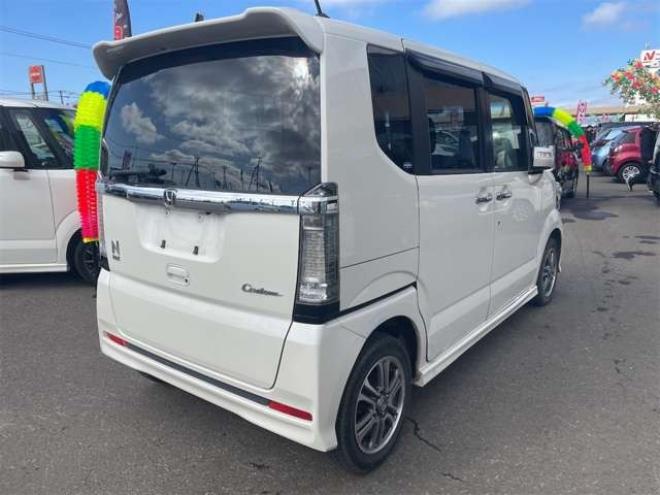 N-BOXカスタムG Lパッケージ 4WD　新在　庫　限　定　プラ　イス　20日21日22日 660