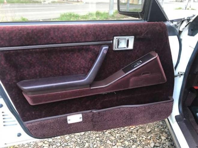 クラウンロイヤルサルーン3.0 G ハードトップ　MS125　6Mエンジン　3.0G　記録簿　ナビ 2WD 3000