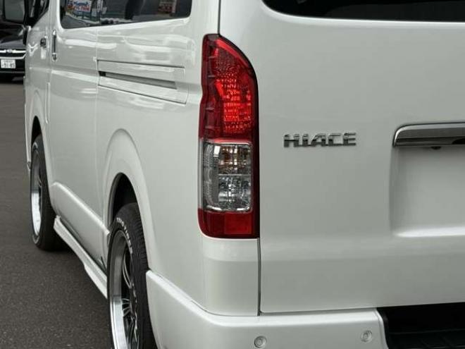 ハイエースバン2.8 スーパーGL ダークプライムII ロングボディ ディーゼルターボ 4WD　寒冷地仕様 ワンオーナー パノラミックビューモニター デジタルインナーミラー 415COBRA CL-3フロントリップ CL-2サイドステップ　CL-ステップリアバンパー　ステージ2　バッドラッカー18インチアルミ　トーヨーH30 2800