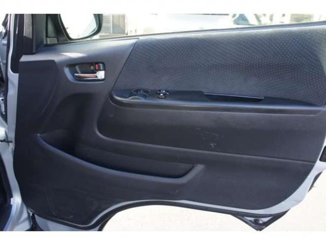 レジアスエース2.8 スーパーGL ロングボディ ディーゼルターボ 4WD　415COBRA丸目キット&CL3フロントリップ&ステージIリアスポ　415SAFARIオーバーフェンダー　ESSEXステラ16インチAW　TOYOオープンカントリーR/T　415COBRAベッドキット　寒冷地仕様　純正ETC 新品シートカバー 2800