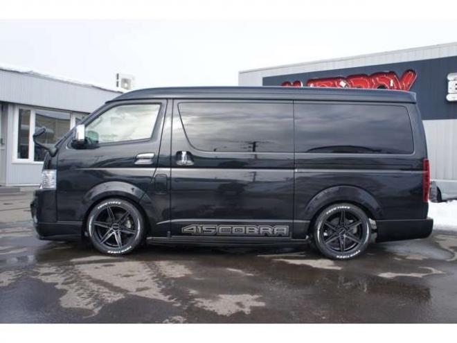 ハイエース2.7 GL ロング ファインテックツアラー 4WD　415COBRA　ファントムヘッドライトシステム&フェイスリフトキット&F/S/R/ルーフスポ/ボンネット/プレステージテールランプ&新作バッドラッカーHP-6　18インチAW　TOYO　H30　225/50R18 2700