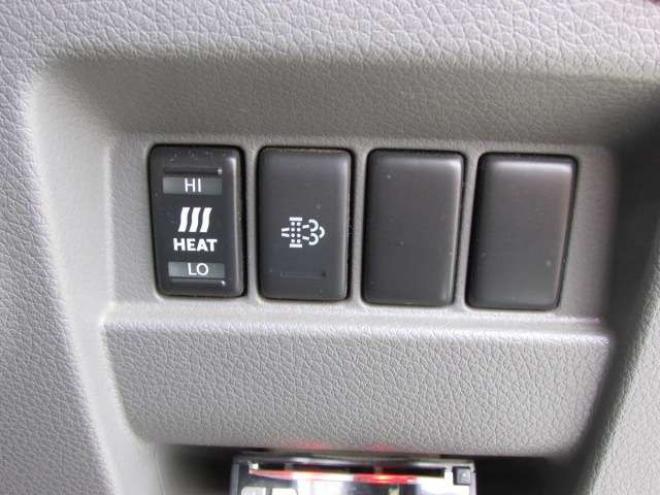 キャラバンNV350 2.5 ライダー プレミアムGX ロングボディ ディーゼルターボ 4WD　純正ナビ/フルセグTV/バックカメラ/ブルートゥース/オートライト/リヤヒーター・クーラー/スマートキー/PUSHスタート/エンジンスターター/ETC 2500