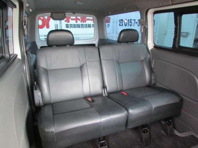 キャラバンNV350 2.5 ライダー プレミアムGX ロングボディ ディーゼルターボ 4WD　純正ナビ/フルセグTV/バックカメラ/ブルートゥース/オートライト/リヤヒーター・クーラー/スマートキー/PUSHスタート/エンジンスターター/ETC 2500