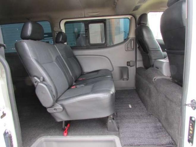 キャラバンNV350 2.5 ライダー プレミアムGX ロングボディ ディーゼルターボ 4WD　純正ナビ/フルセグTV/バックカメラ/ブルートゥース/オートライト/リヤヒーター・クーラー/スマートキー/PUSHスタート/エンジンスターター/ETC 2500