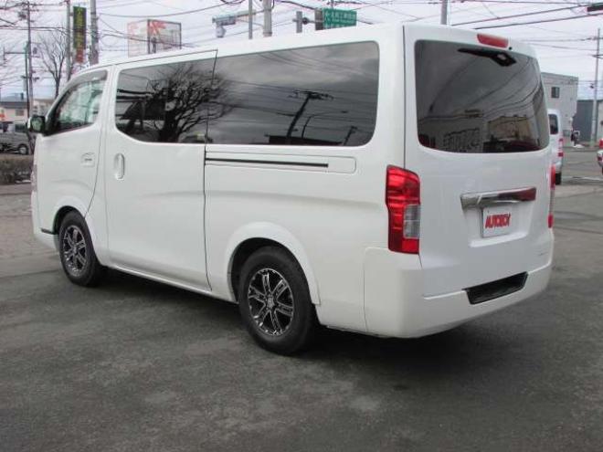 キャラバンNV350 2.5 ライダー プレミアムGX ロングボディ ディーゼルターボ 4WD　純正ナビ/フルセグTV/バックカメラ/ブルートゥース/オートライト/リヤヒーター・クーラー/スマートキー/PUSHスタート/エンジンスターター/ETC 2500